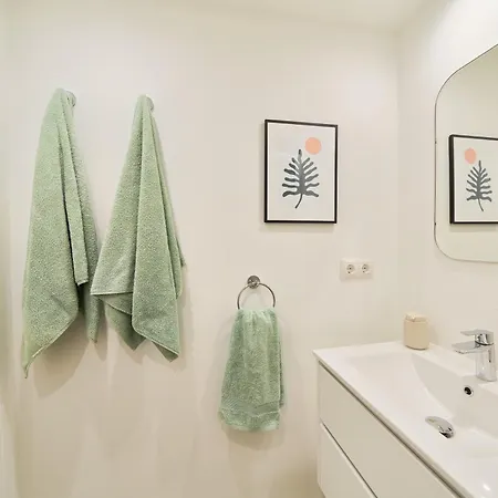 Modern Centre W/ Terrace & Fast Wifi Apartament Malaga