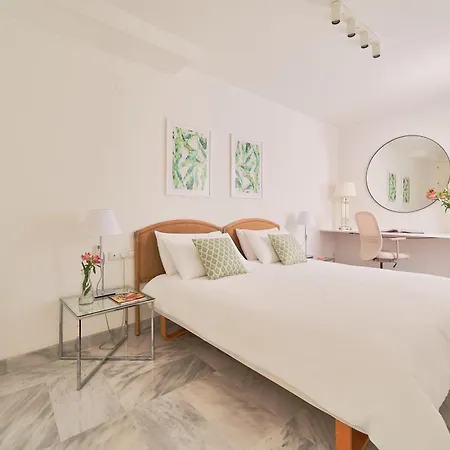 Modern Centre W/ Terrace & Fast Wifi Malaga