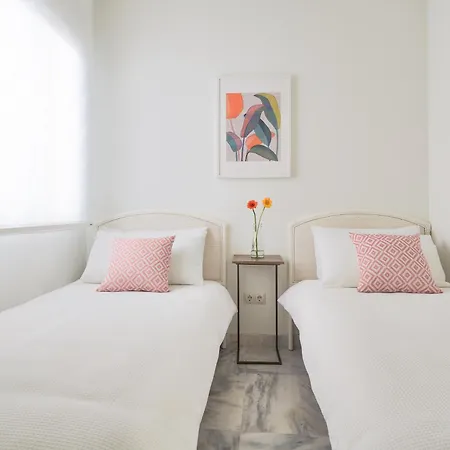 Apartment Modern Centre W/ Terrace & Fast Wifi Malaga