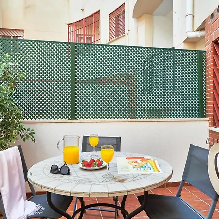 Modern Centre W/ Terrace & Fast Wifi Apartment